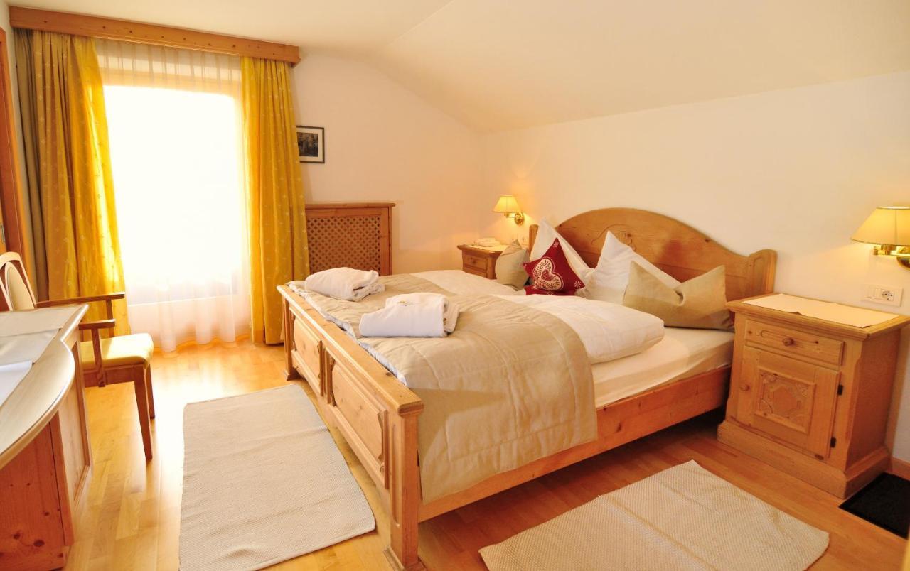 Hotel Brunnerhof Rasun di Sotto Exterior photo