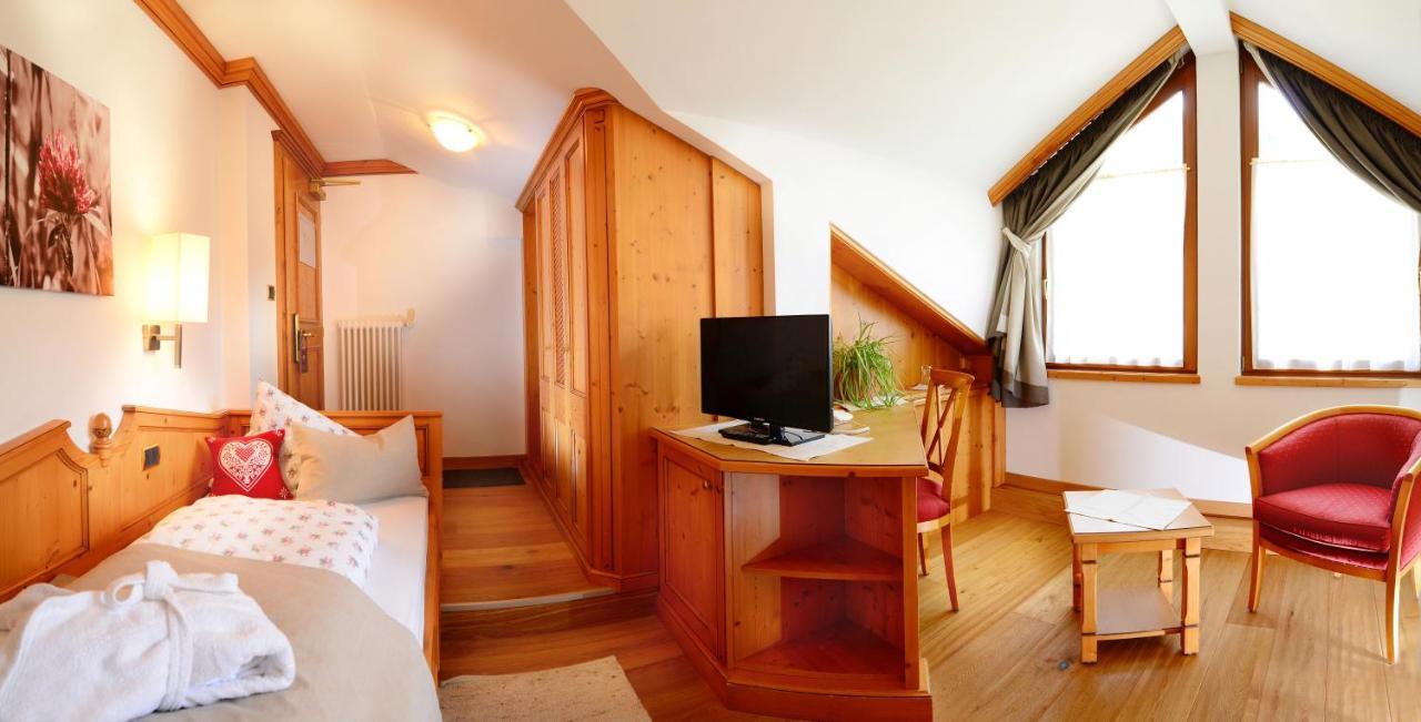 Hotel Brunnerhof Rasun di Sotto Exterior photo